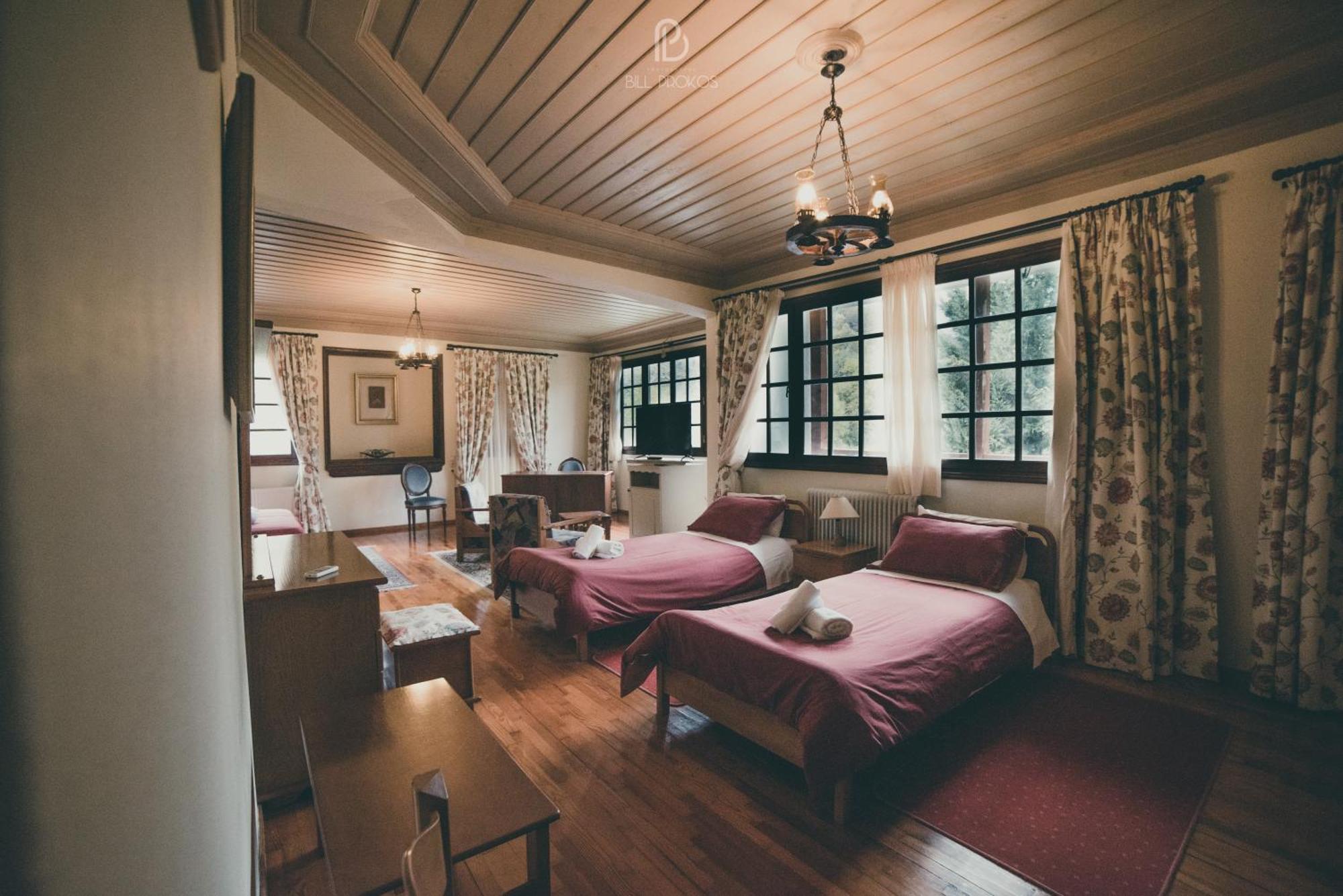 Bourazani Wild Life Resort Konitsa Oda fotoğraf