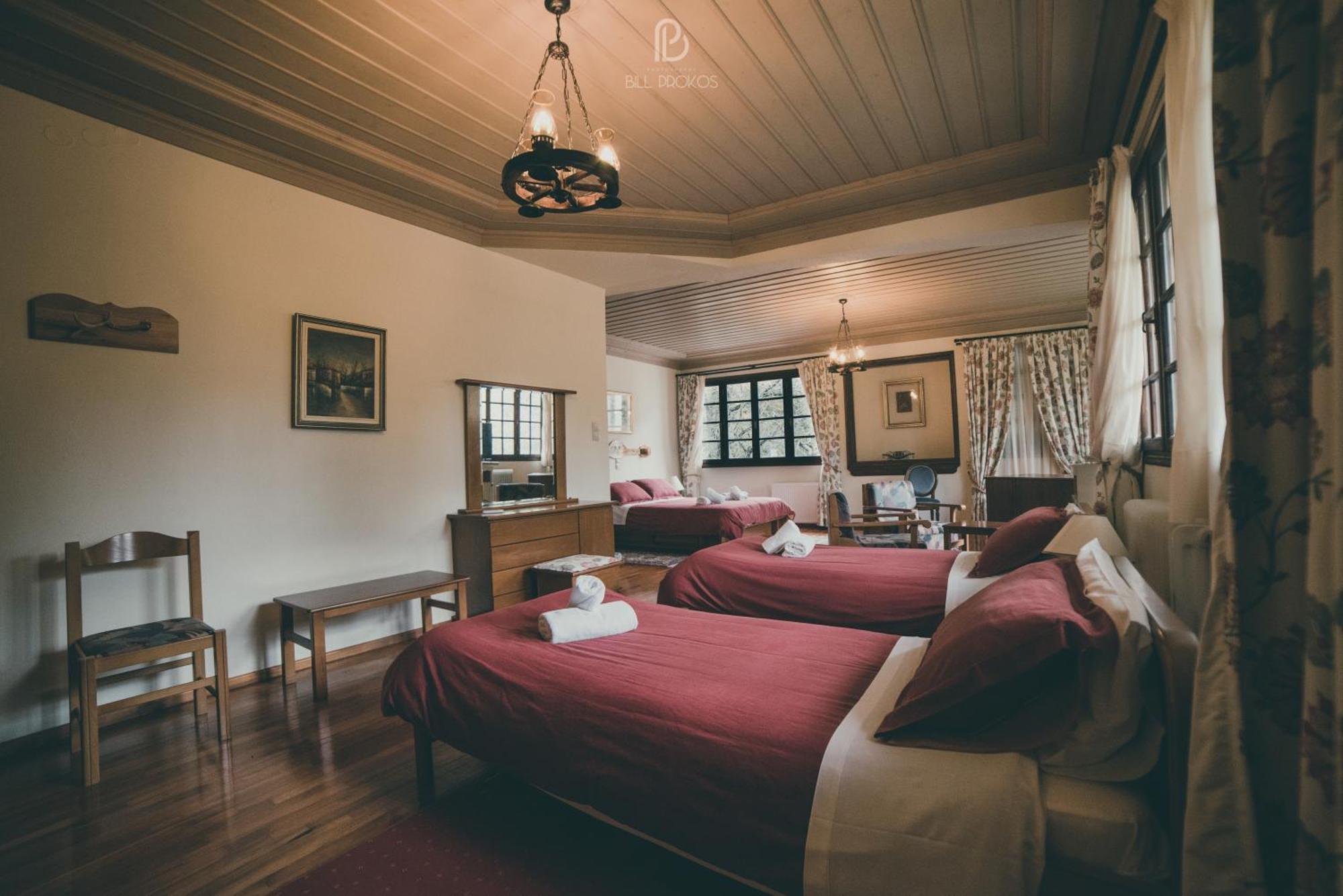 Bourazani Wild Life Resort Konitsa Oda fotoğraf